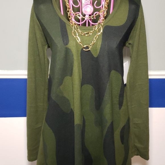 Go Couture camo top - Picture 3 of 7